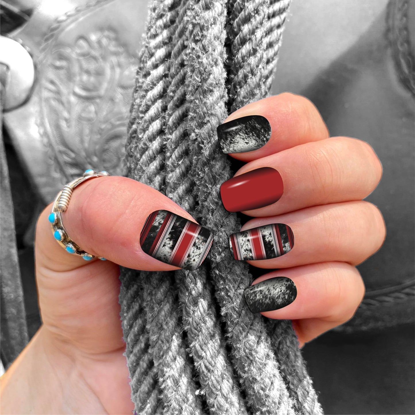 Corriente Rojo Nail Polish Strips